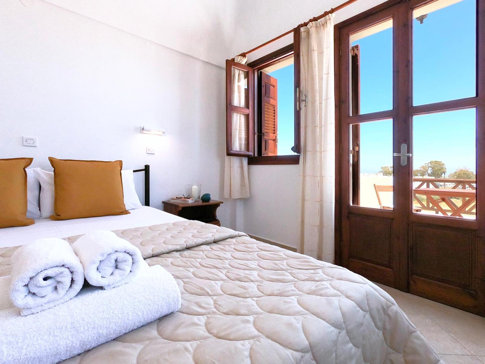 Almyra Villa Perissa (Santorini) Exterior foto